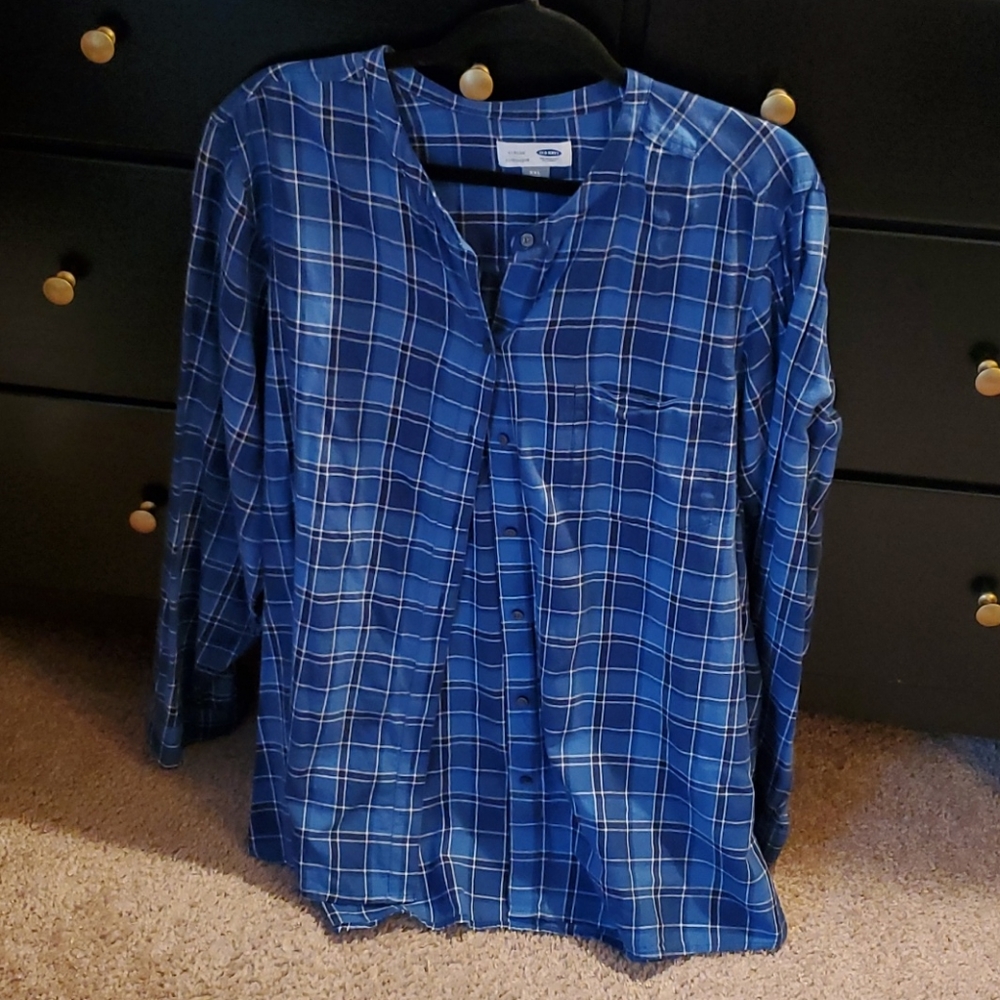Old Navy button down shirt